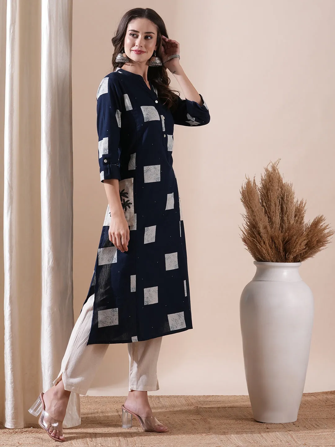 Abstract Printed Resham Embroidered Kurta with Pants - Bllue