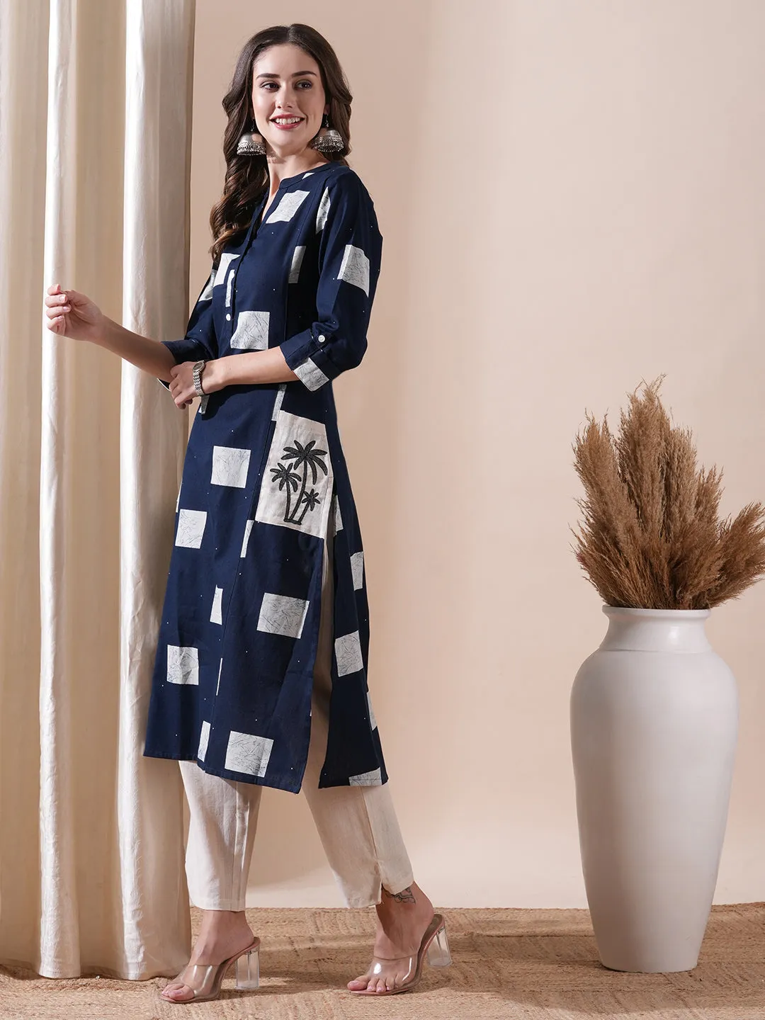 Abstract Printed Resham Embroidered Kurta with Pants - Bllue