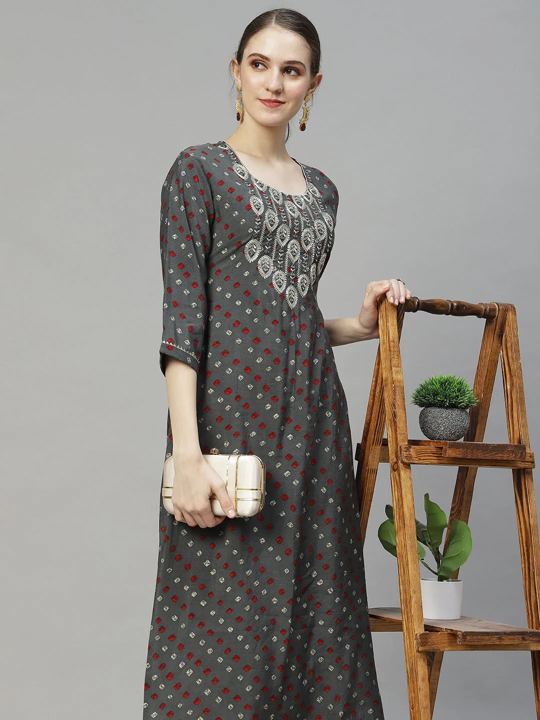 Bandhani Printed & Embroidered Straight Fit Kurta – Grey