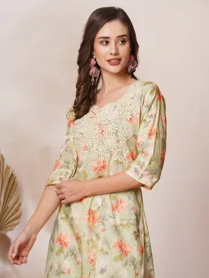 Chikankari Embroidered & English Floral Printed Straight Fit Kurta - Green