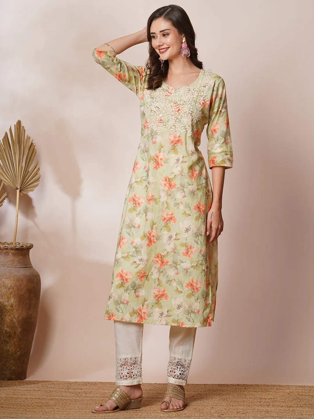 Chikankari Embroidered & English Floral Printed Straight Fit Kurta - Green