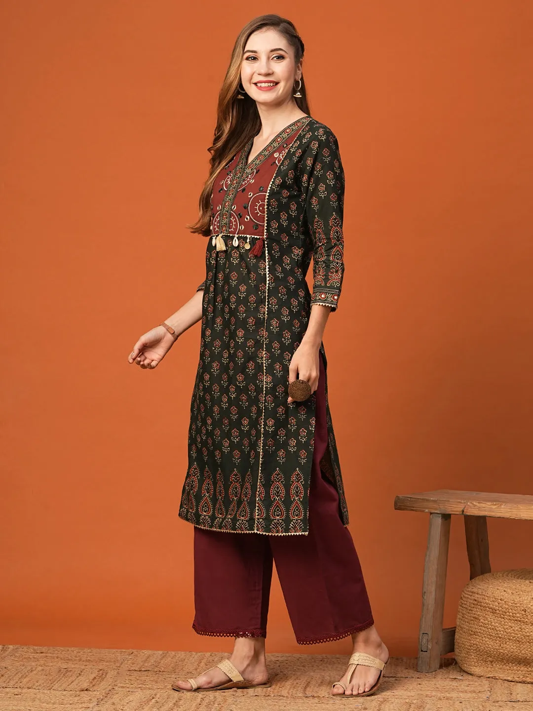 Ethnic Floral Printed & Embroidered Straight Fit Kurta - Green