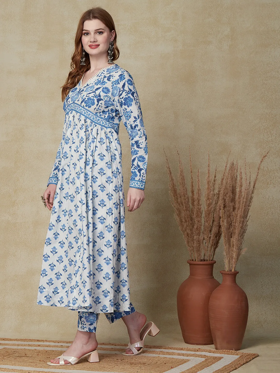 Ethnic Floral Printed Anarkali Flared Kurta with Pant - White & Blue