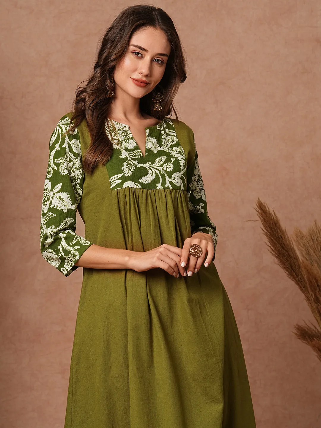 Ethnic Floral Printed Solid A-Line Kurta with Pant - Olive Green