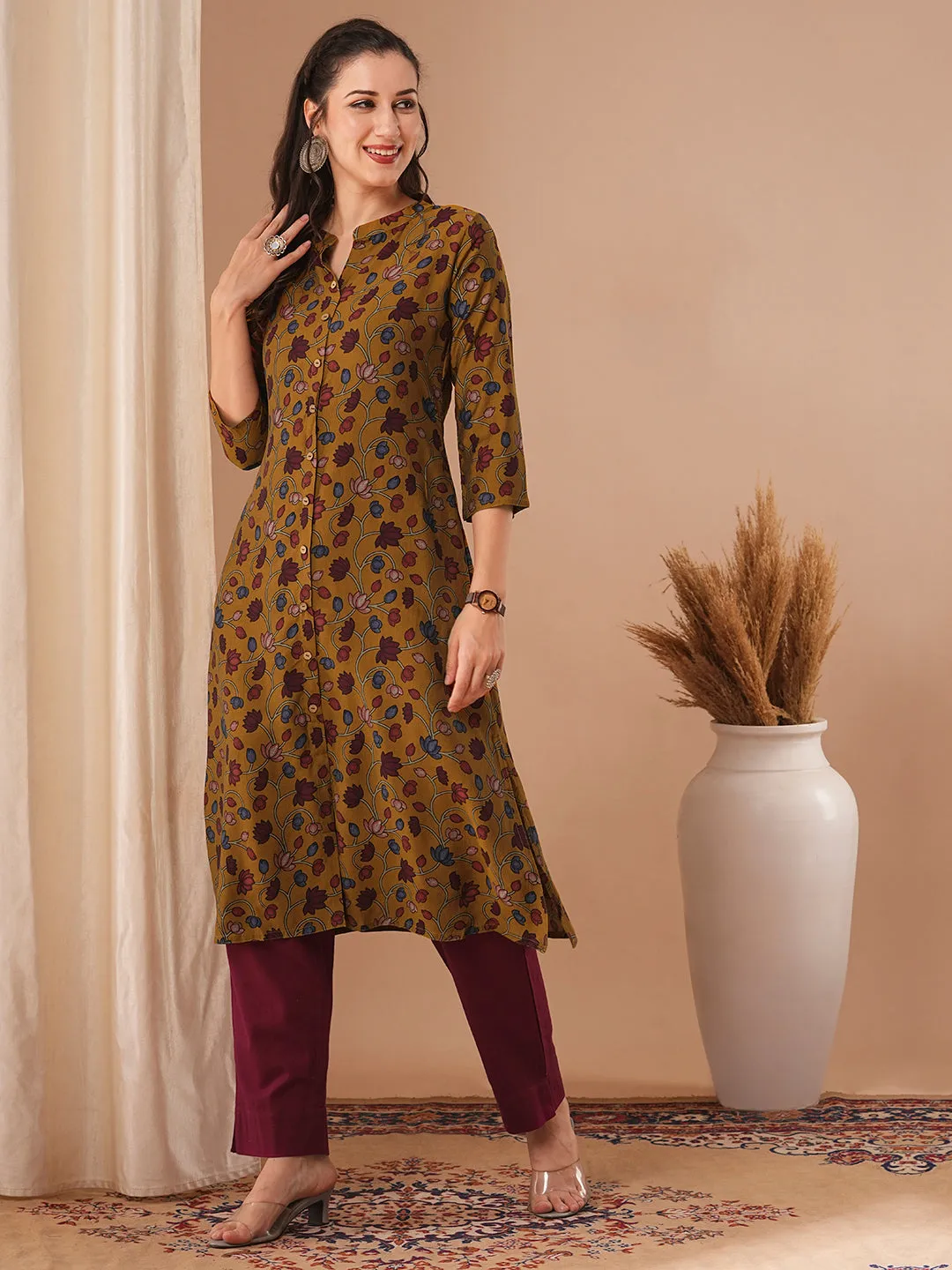 Ethnic Floral Printed Straight Fit Kurta - Mustard