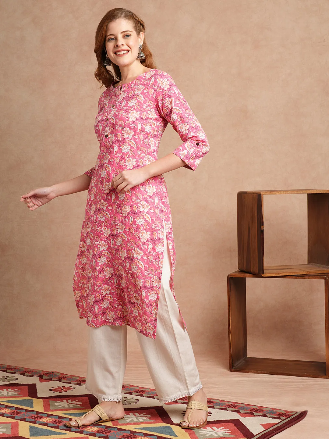 Ethnic Floral Printed Straight Fit Kurta - Pink