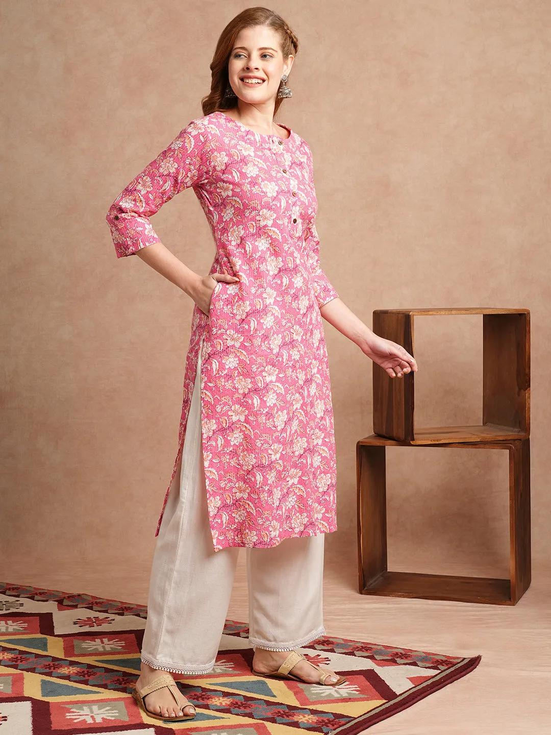 Ethnic Floral Printed Straight Fit Kurta - Pink