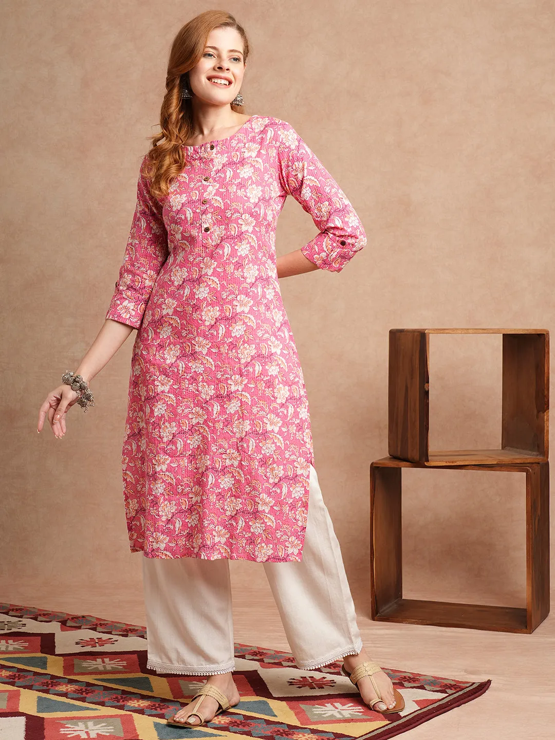 Ethnic Floral Printed Straight Fit Kurta - Pink