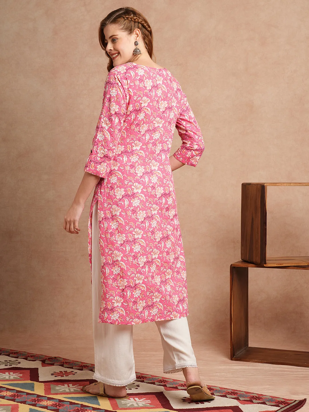 Ethnic Floral Printed Straight Fit Kurta - Pink