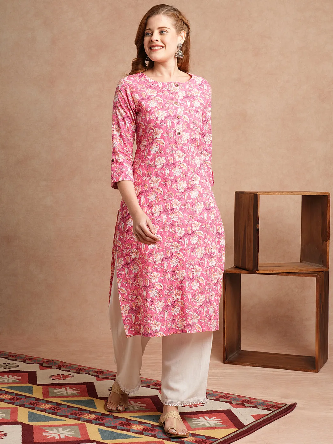 Ethnic Floral Printed Straight Fit Kurta - Pink