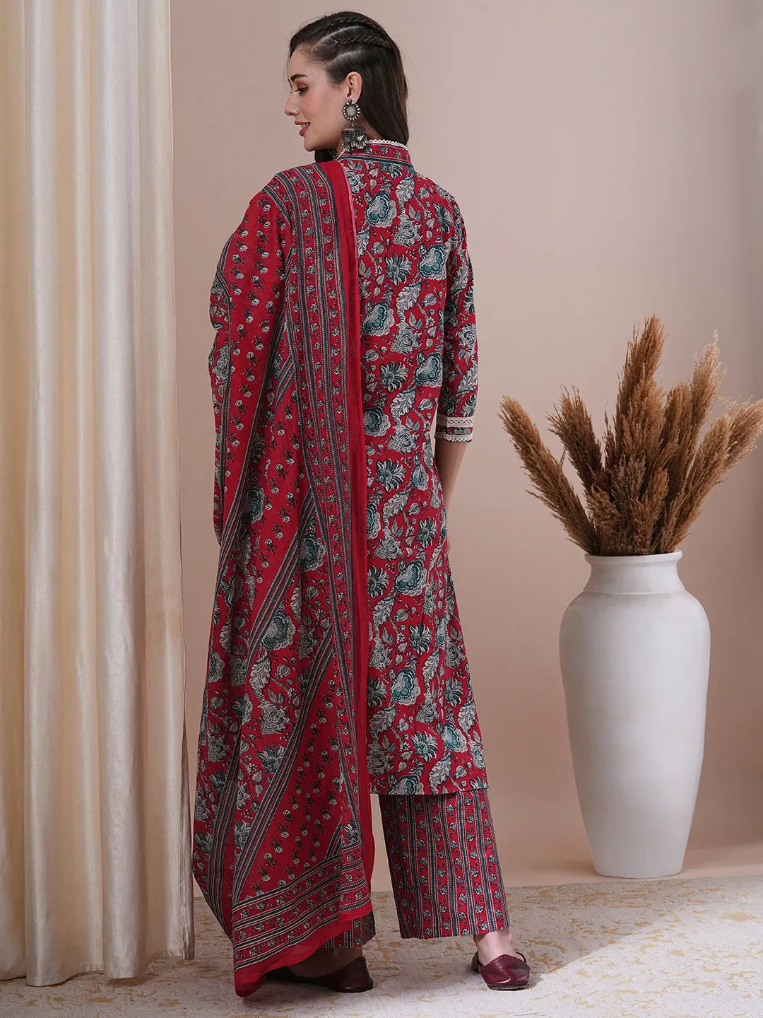 Ethnic Floral Printed Straight Fit Kurta with Pant & Dupatta - Red