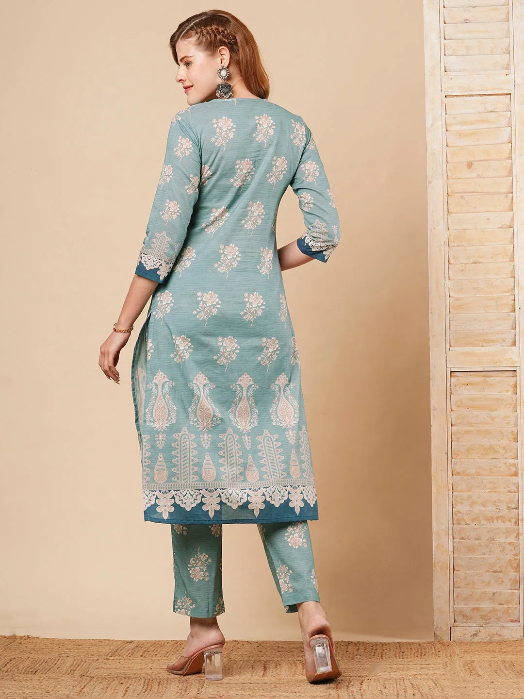 Ethnic Floral Printed Straight Kurta with Pant - Blue