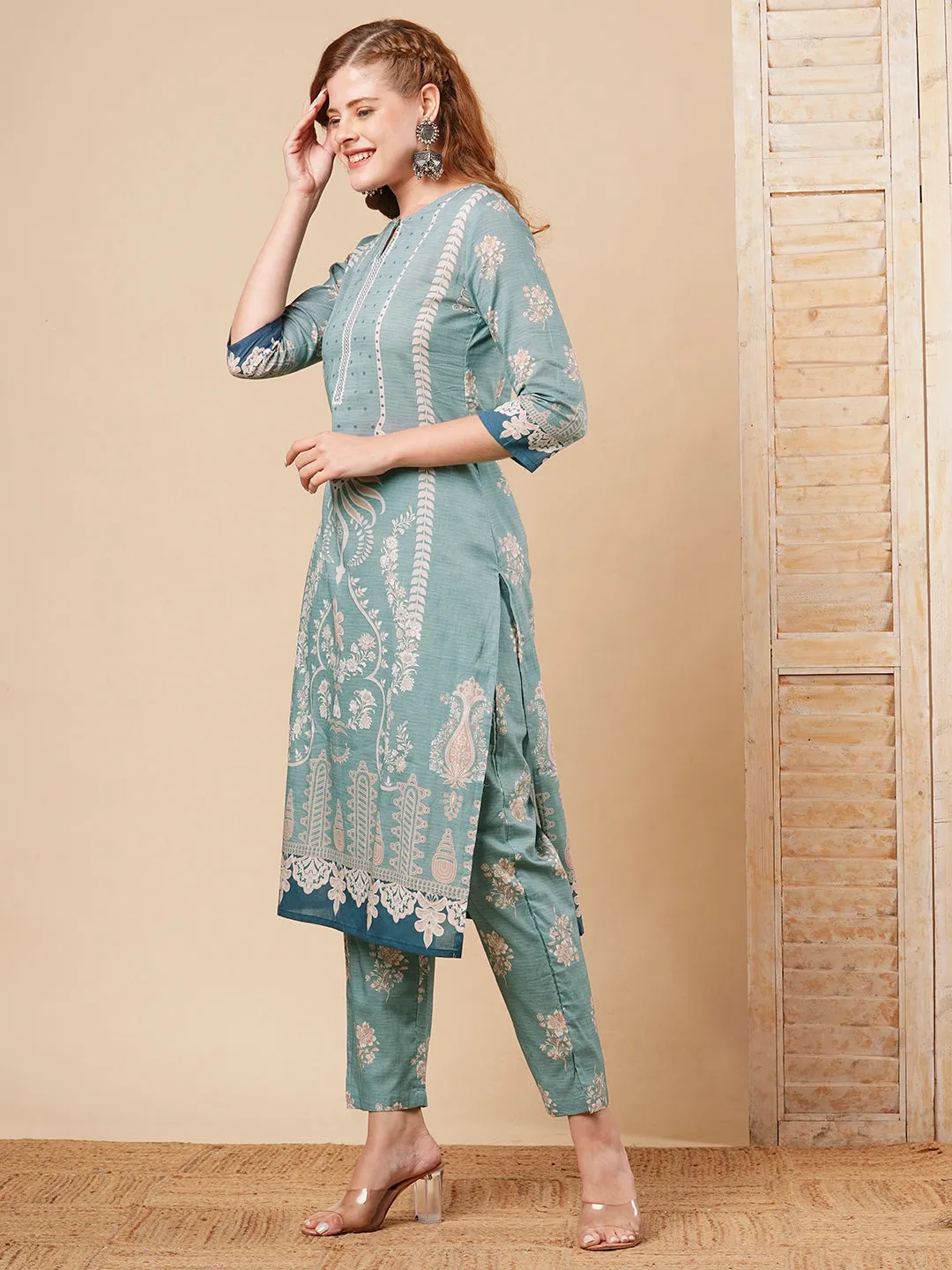 Ethnic Floral Printed Straight Kurta with Pant - Blue