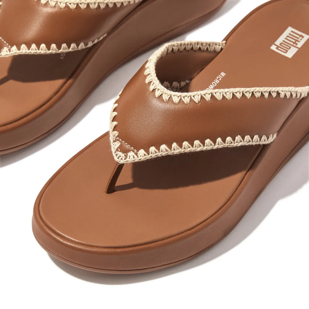 FitFlop F-mode Crochet-Stitch Leather Flatform Toe-Thongs Tan