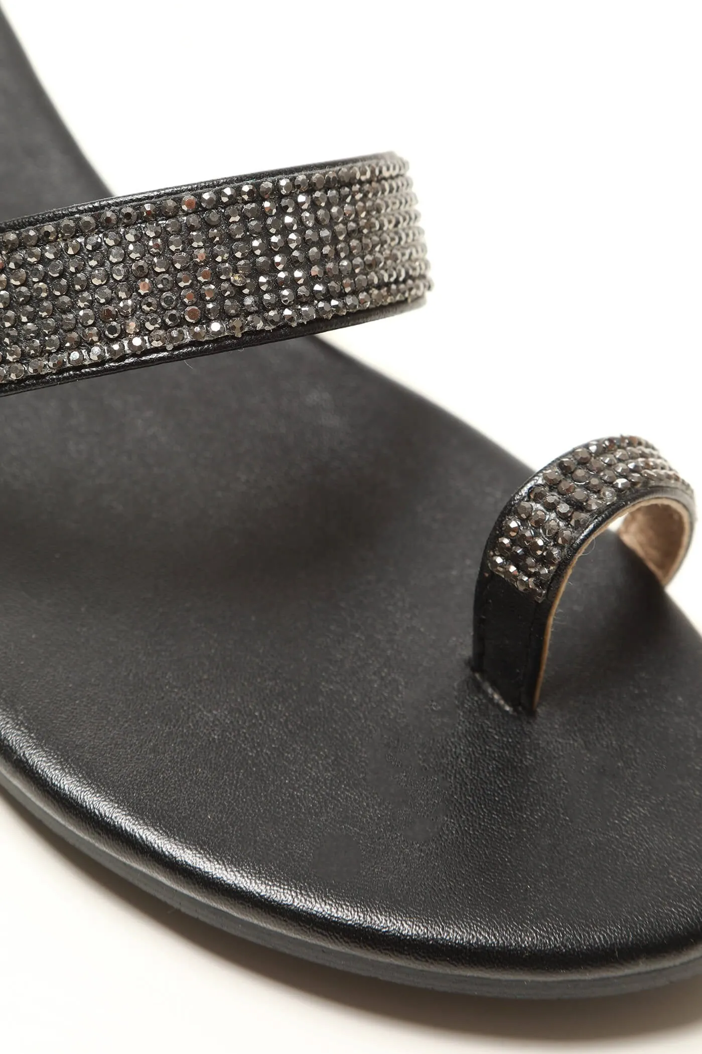 Lalla flat diamante toe post sandal