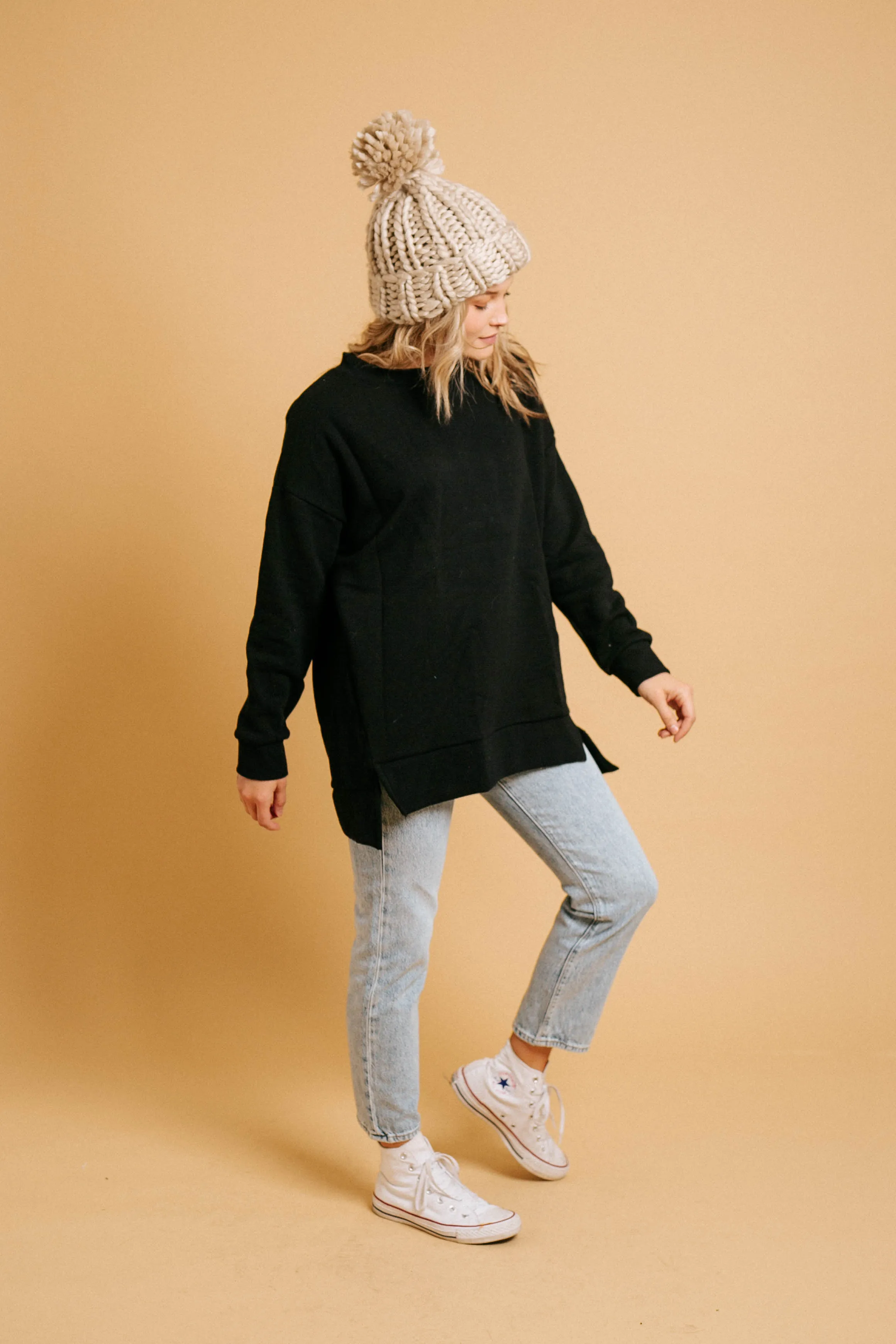 Lazy Sunday Pullover // Black