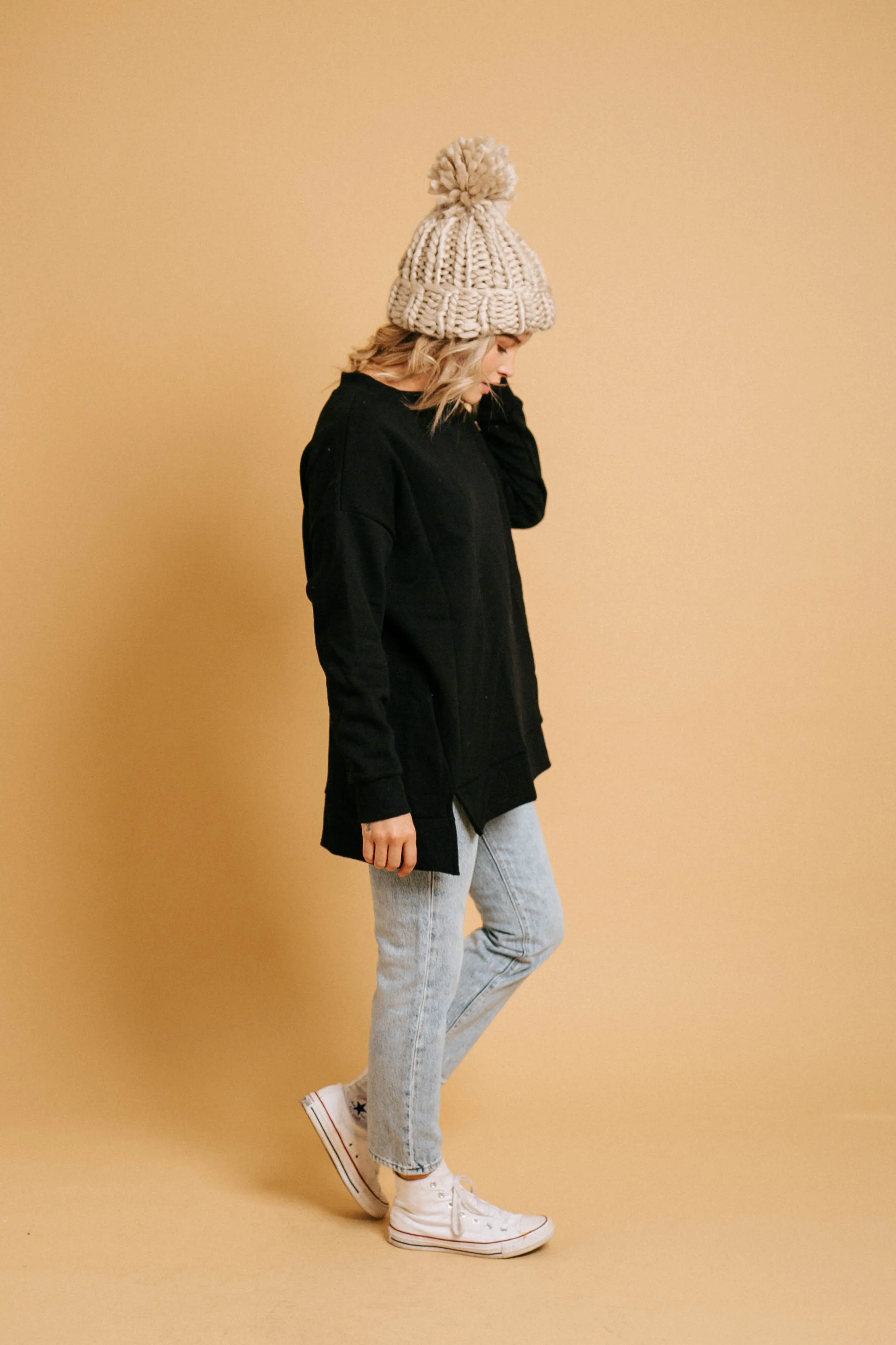 Lazy Sunday Pullover // Black