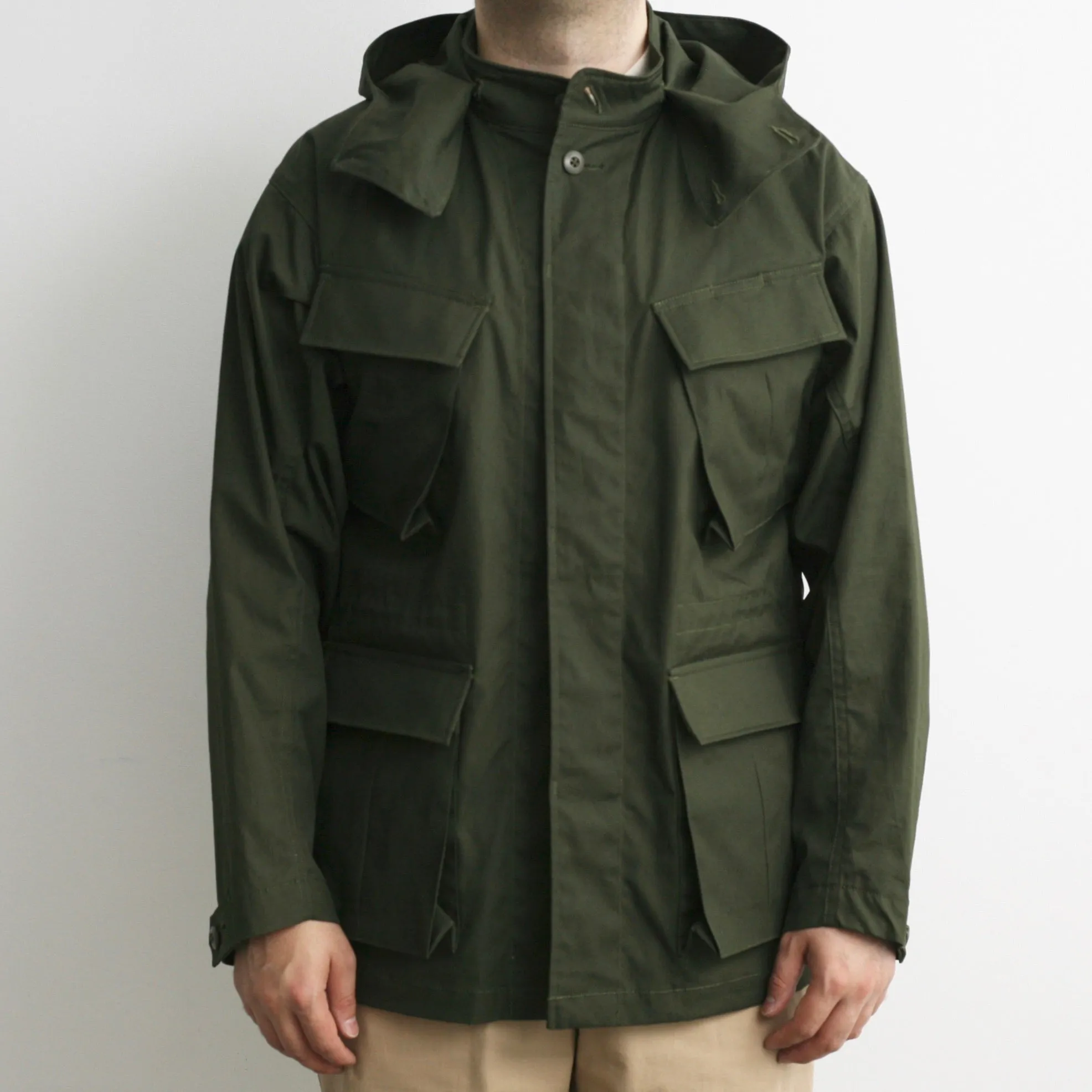 Norwood High Density Water-Repellant Cotton Poplin Parka in Army Green